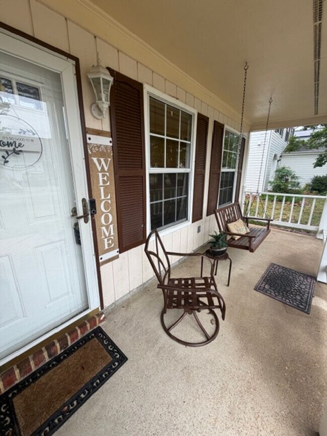 Foto del edificio - 2245 Speckled Rock Ln