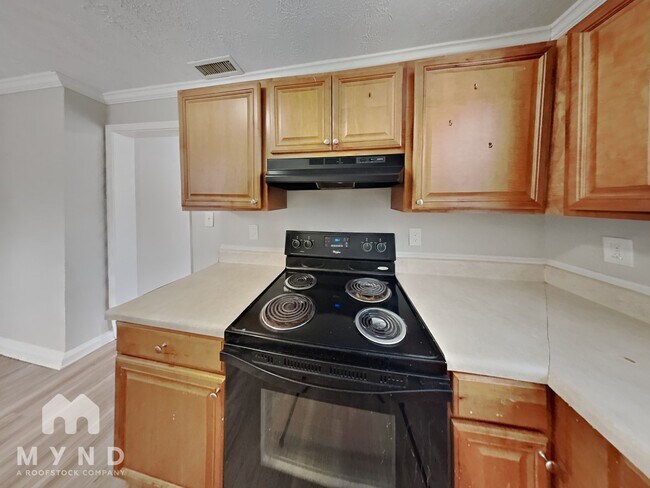 Foto del edificio - 1825 Oakmont Dr NW