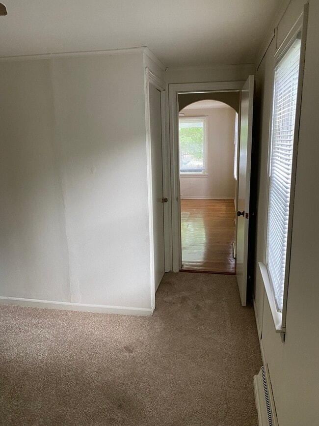 Building Photo - 440 N Cleveland Ave