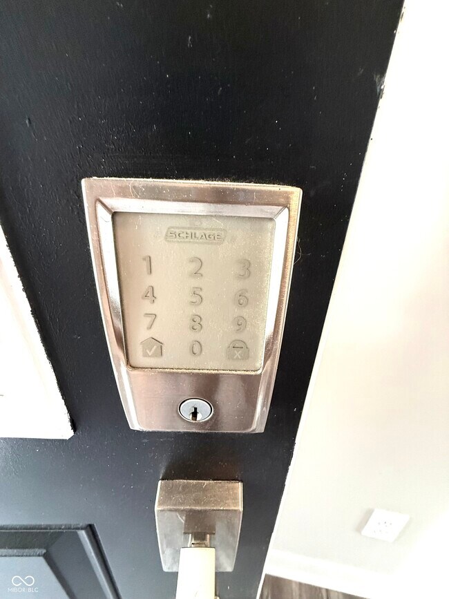 Foto del edificio - 15894 Winnower Dr