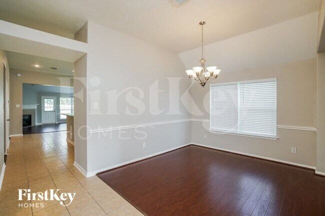 Foto del edificio - 3310 Rainport Cir