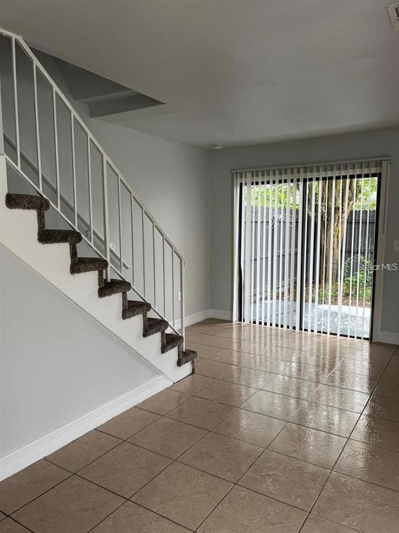 Building Photo - 1805 Crystal Grove Dr