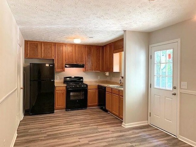 Building Photo - 3640 Hopkins Ct