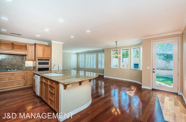 Building Photo - 5 br, 4.5 bath House - 13306 TRAILHEAD PLACE