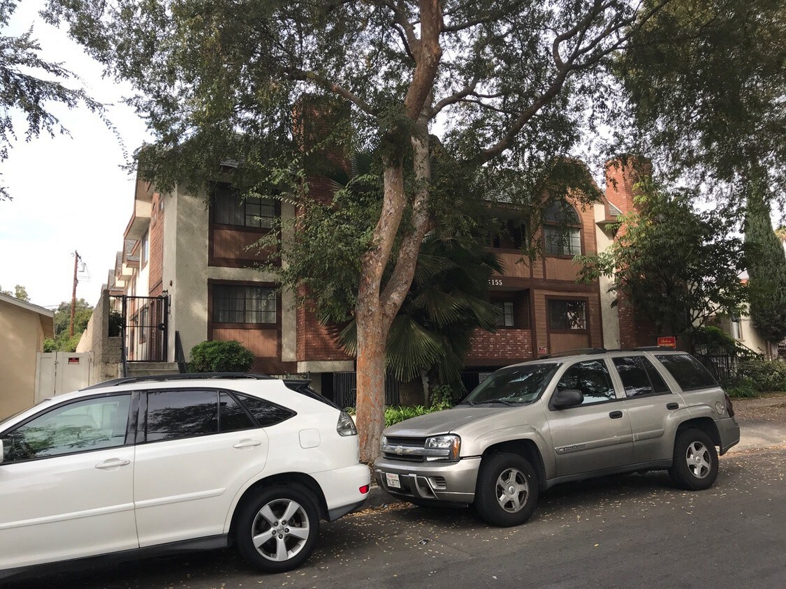 1155 Elm Ave, Glendale, CA 91201 Townhome Rentals in Glendale CA