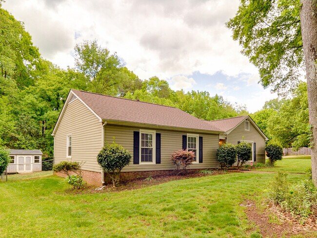 Building Photo - Beautifully Updated 3BD/2BA Ranch Home in Sardis Woods!