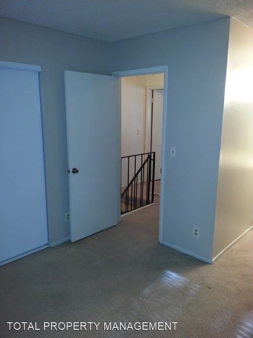 Foto del edificio - 2 br, 1 bath House - 5931 Bromley Ave