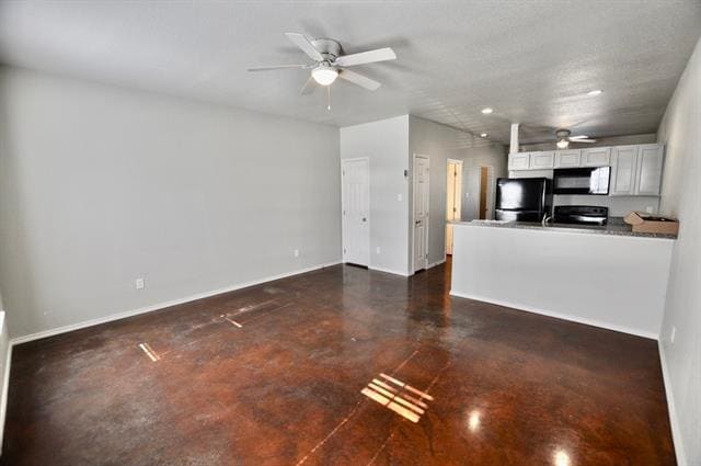 Building Photo - 215 Price Ln
