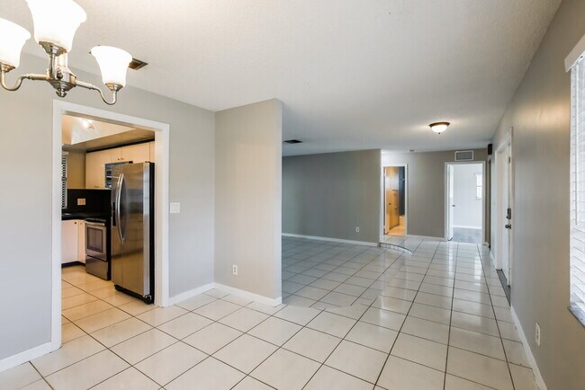 Foto del edificio - 11601 NW 14th Ct