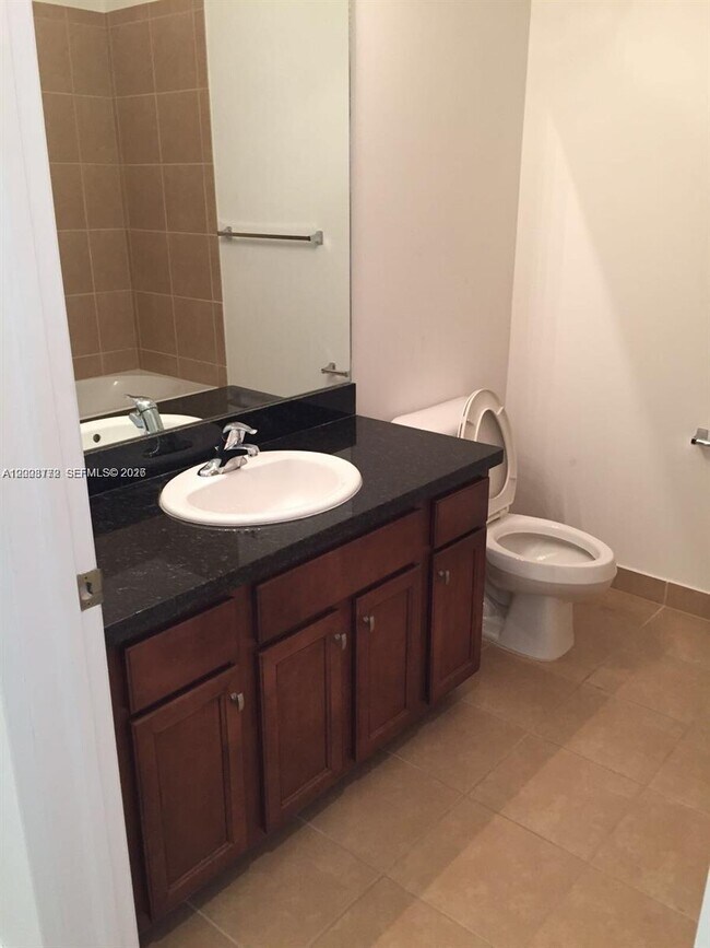 Foto del edificio - 1028 SW 147th Ave