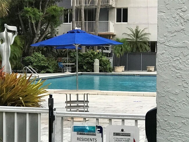 Foto del edificio - 800 N Miami Ave
