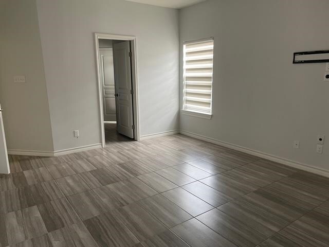 Building Photo - 307 Altozano Dr