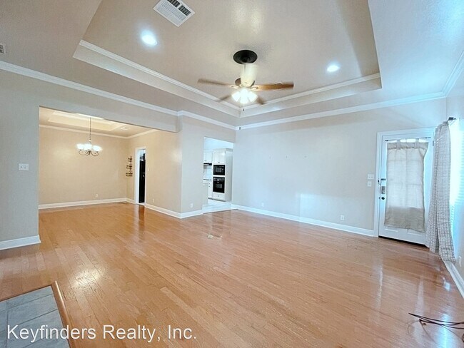 Building Photo - 3 br, 2 bath House - 15335 High Woods Dr