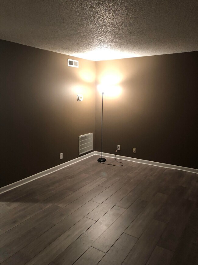 Foto del edificio - 5510 Country Dr