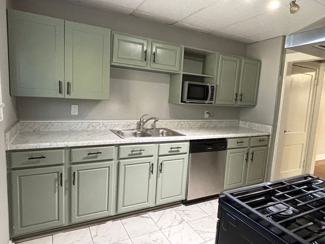 4225-27 North College Avenue - 4225-27 North College Avenue