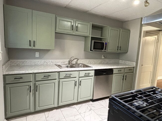 4225-27 North College Avenue - 4225-27 North College Avenue Apartment