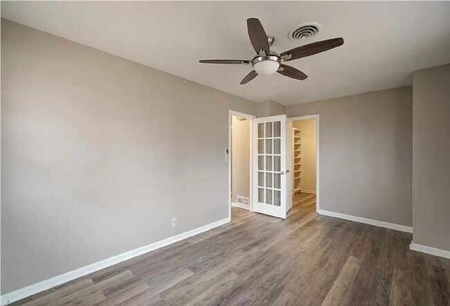 Building Photo - Cute 3BD/1BTH Home Corner Lot Near OU