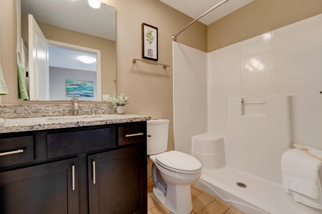 Building Photo - Woodridge Estates