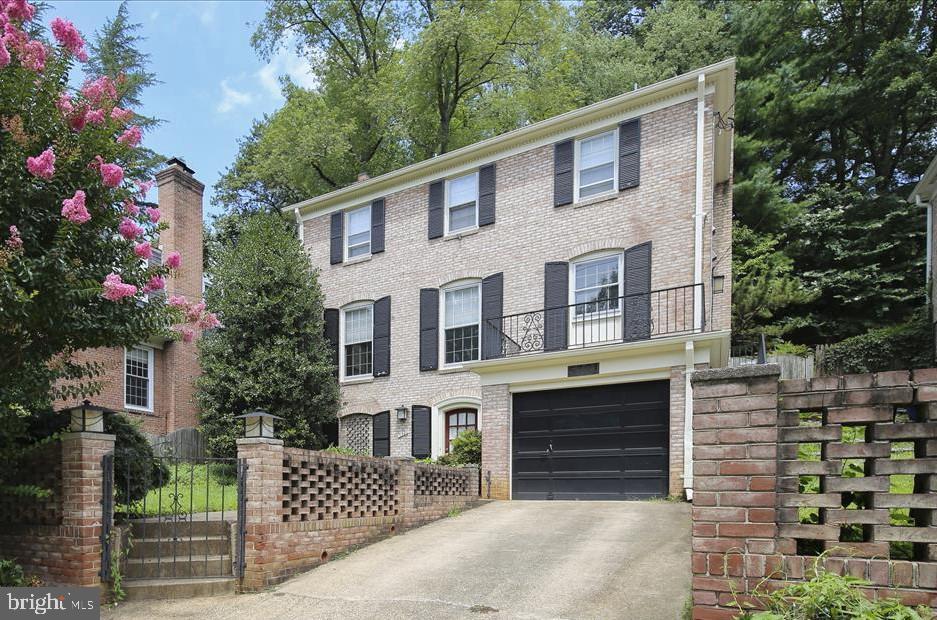 5321 MacArthur Blvd NW, Washington, DC 20016 House for Rent in