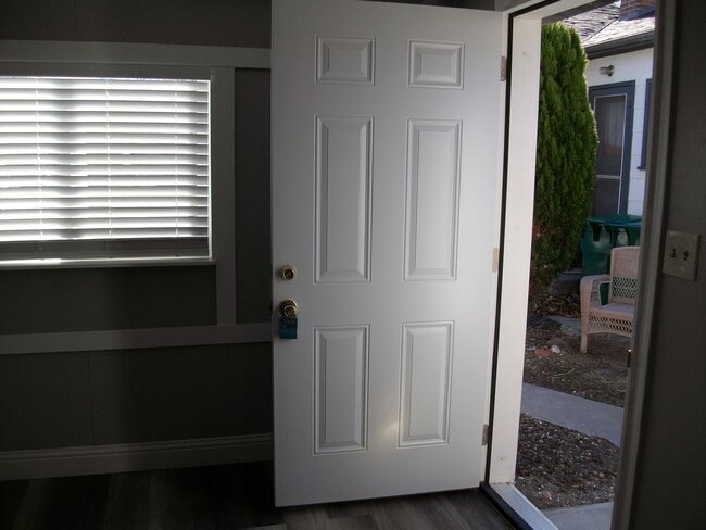 Foto del edificio - Studio centrally located in Sparks