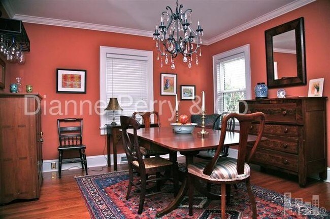 Foto del edificio - 114 Brookwood Ave