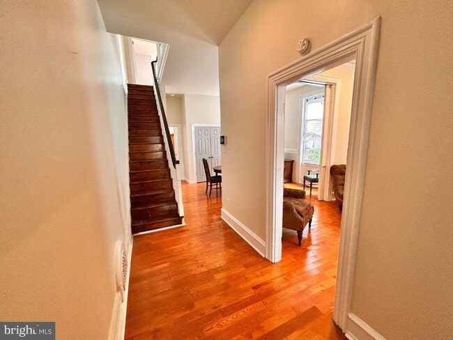 Foto del edificio - 411 N Preston St