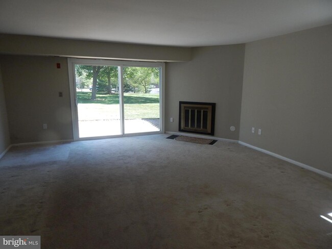 Building Photo - 801 Stony Creek Ct