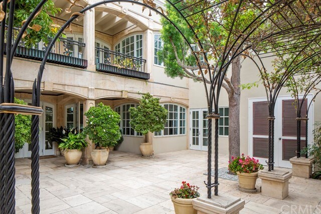 Foto del edificio - 3512 Ocean Blvd