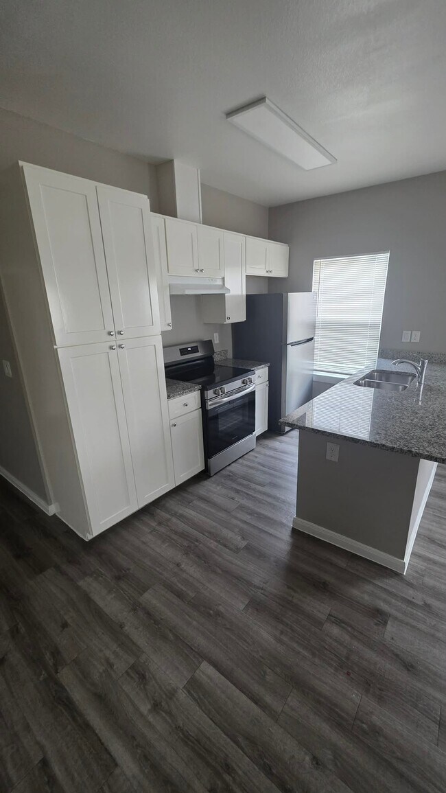 Foto del edificio - 614 Chihuahua St