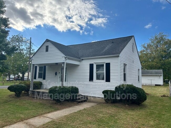 Building Photo - 501 Sherwood Ave