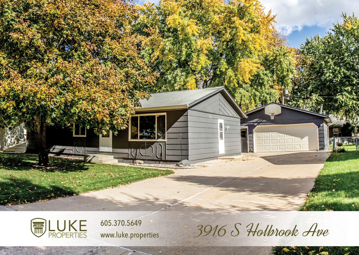 Foto principal - 3 Bedroom, 3 Bathroom, West Side Rental!