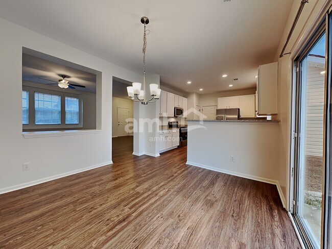 Foto del edificio - 3840 Holliwell Pass