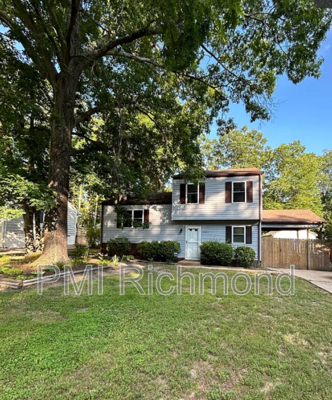 Foto del edificio - 10505 Queensway Ct