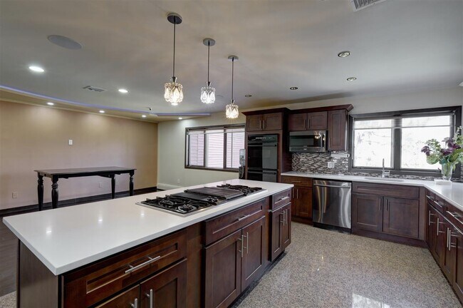 Foto del edificio - 5D Cove Ln