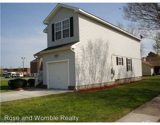 Building Photo - 3 br, 2.5 bath House - 1029 Wolcott Ave.