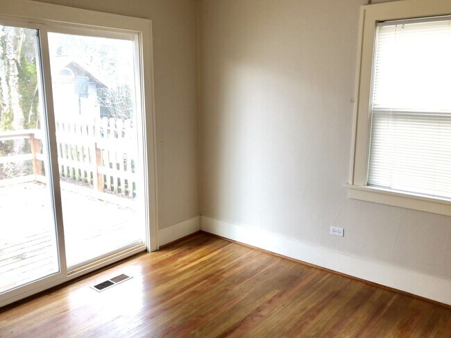 Foto del edificio - Gorgeous NE Portland Home!