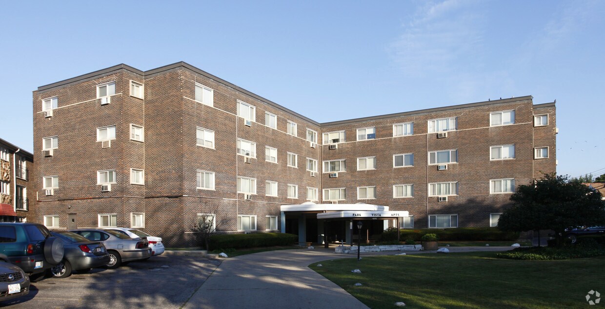 Primary Photo - 4840 N Linder Ave
