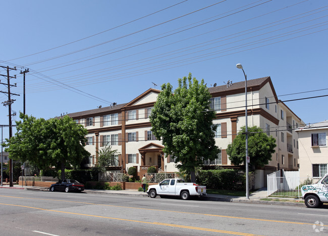 Building Photo - Woodley Apartments