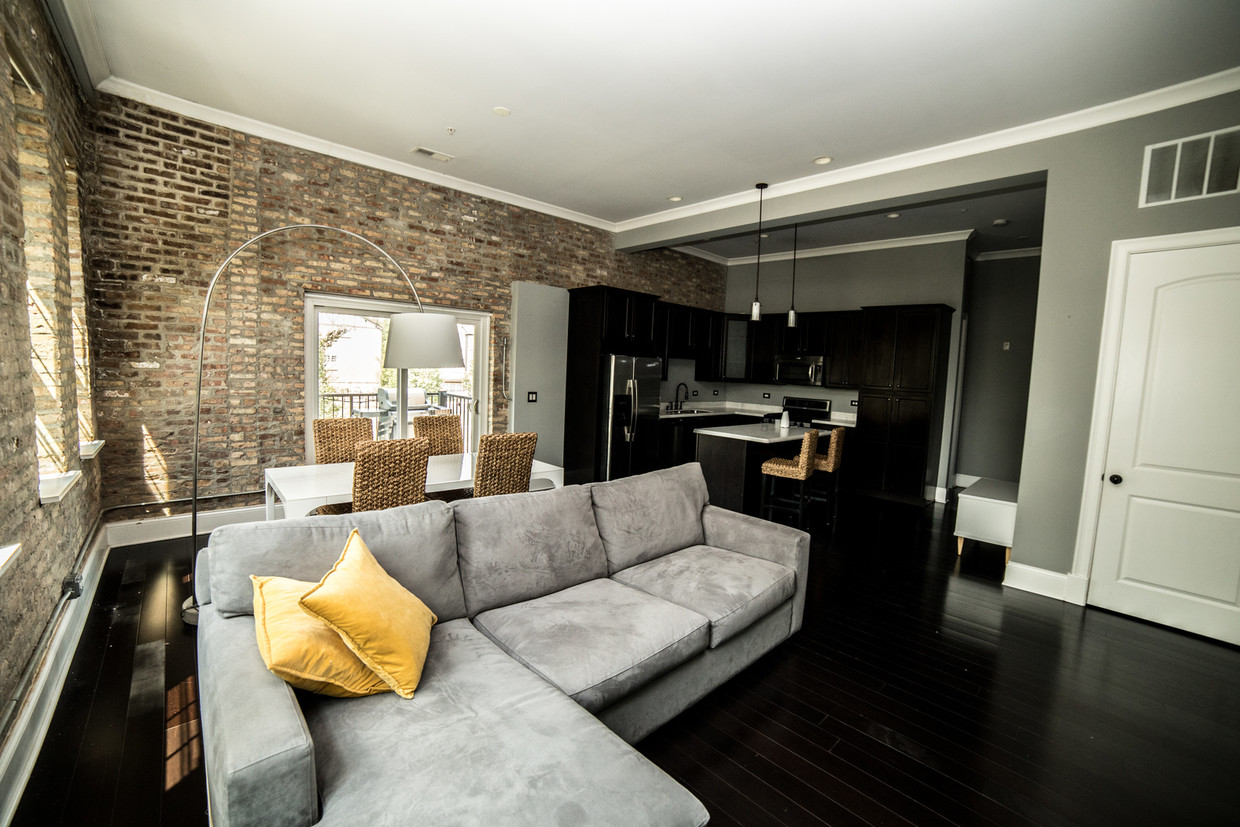 Foto principal - 260 E Kenilworth Ave