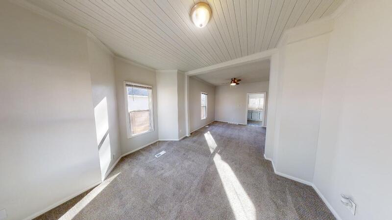 Primary Photo - 126 N Spruce St