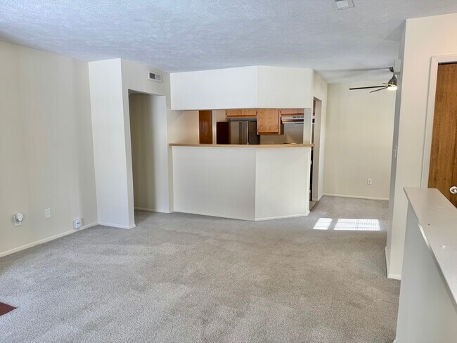 Building Photo - 1100 Tollis Pkwy