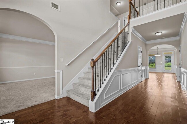 Building Photo - 123 Adams Creek Pl