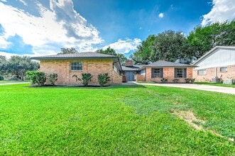 Building Photo - 3430 W Creek Club Dr