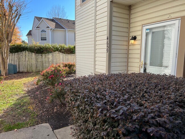 Foto del edificio - 4659 Georgetown Pl