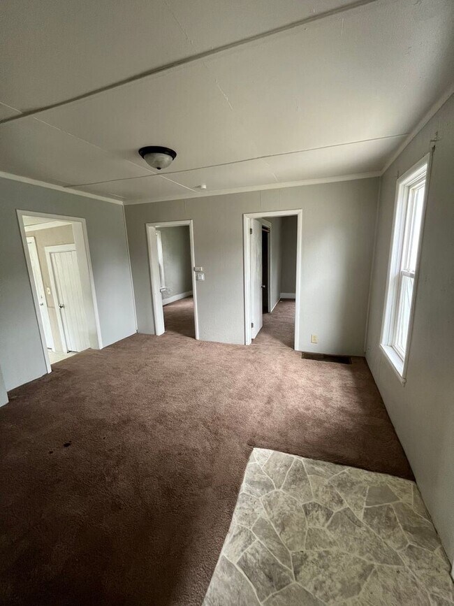 Foto del edificio - 2 br, 1 bath House - 1400 3rd Ave S