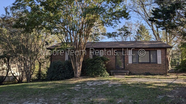 Foto del edificio - 3/2 Brick House, Deck, Storage & Fenced Yard