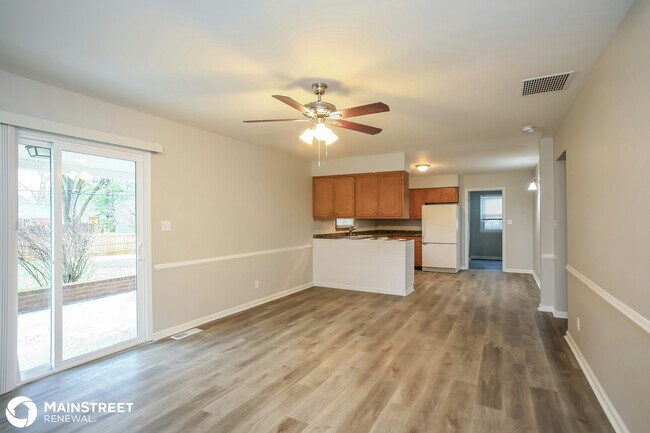 Foto del edificio - 1131 W 73rd St