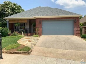 Building Photo - 128 Canterbury Dr