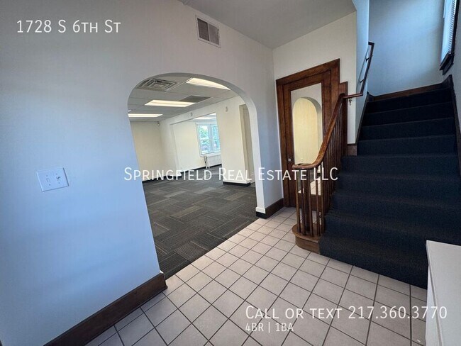 Building Photo - 1728 S 6th St