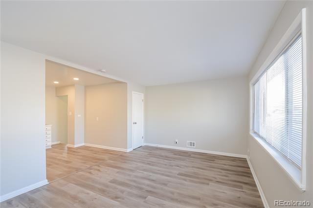 Building Photo - 1344 Elmer Dr